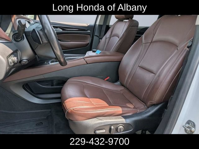 Used 2019 Buick Enclave Avenir w/ Avenir Technology Package FWD image 15