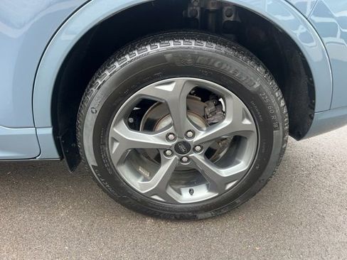 Used 2024 Ford Escape ST-Line w/ Tech Pack #1 AWD/4WD image 9