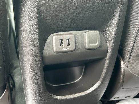 Used 2019 Chevrolet Colorado LT w/ LT Convenience Package image 20