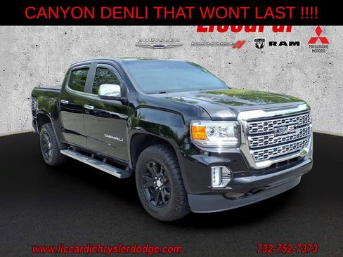Used 2022 GMC Canyon Denali AWD/4WD image 1