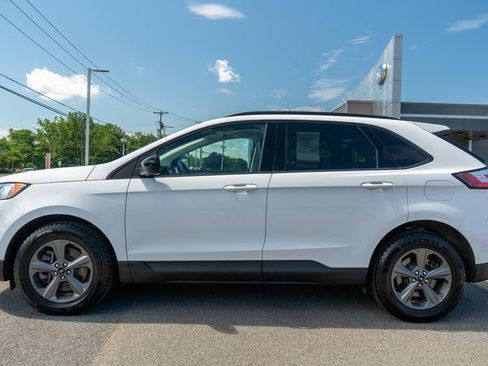 Used 2024 Ford Edge SEL w/ Sport Appearance Package AWD/4WD image 9