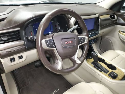 Used 2017 GMC Acadia Denali w/ Technology Package AWD/4WD image 24