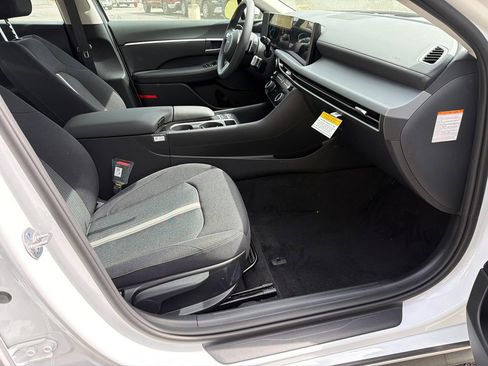 New 2026 Hyundai Sonata Blue FWD image 13