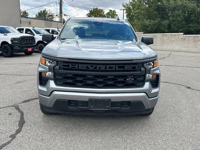 Used 2024 Chevrolet Silverado 1500 Custom w/ Turbomax Blackout Package AWD/4WD image 12
