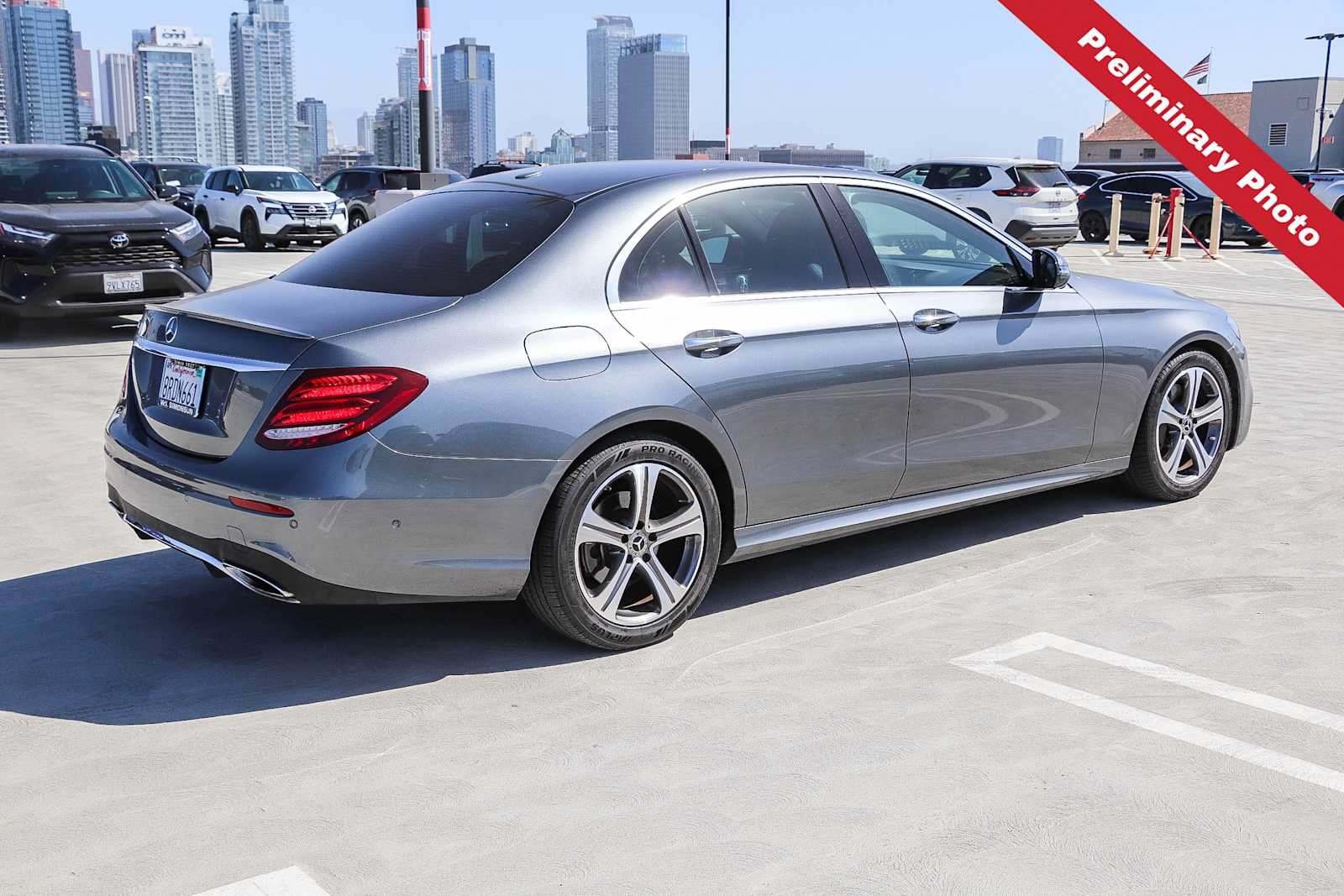 Used 2020 Mercedes-Benz E 350 Sedan image 6