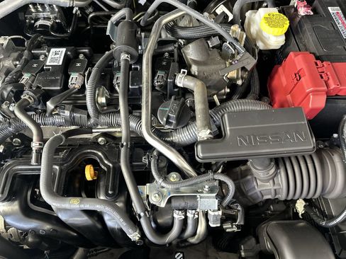 Certified 2025 Nissan Sentra SV FWD image 28