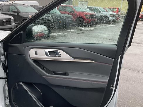 Used 2026 Ford Explorer Active image 44