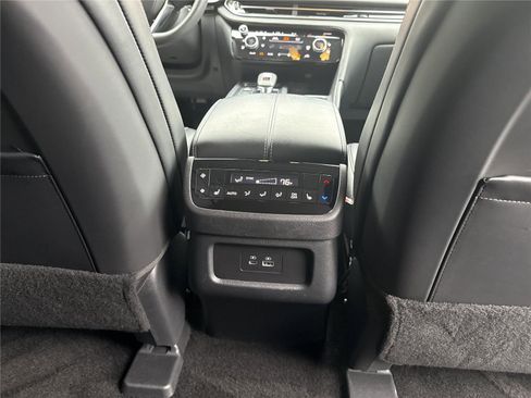 Certified 2025 INFINITI QX60 Luxe image 26