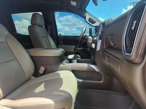 Used 2019 GMC Sierra 1500 SLT w/ SLT Premium Plus Package AWD/4WD image 22