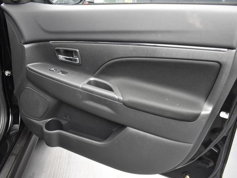 Used 2024 Mitsubishi Outlander Sport AWD image 14