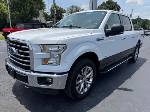 Used 2016 Ford F150 XLT w/ Equipment Group 302A Luxury AWD/4WD image 3