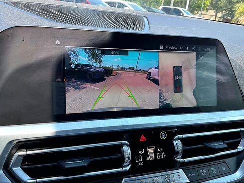Used 2022 BMW M440i Convertible RWD image 25