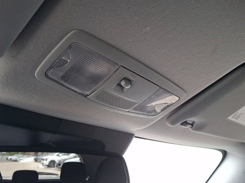 Used 2024 Mitsubishi Outlander Sport ES AWD/4WD image 32