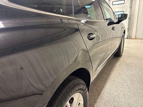 Used 2021 Buick Enclave Essence w/ Sound and Sites Package AWD/4WD image 10