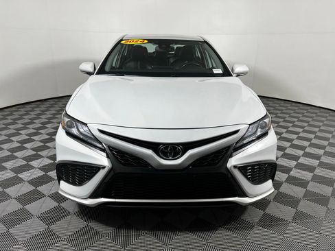 Used 2024 Toyota Camry XSE FWD image 2