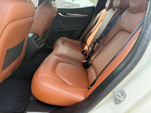 Used 2017 Maserati Ghibli RWD image 22