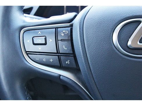 Used 2022 Lexus ES 350 w/ Premium Package image 11