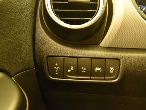 Used 2019 Hyundai Kona Ultimate image 30