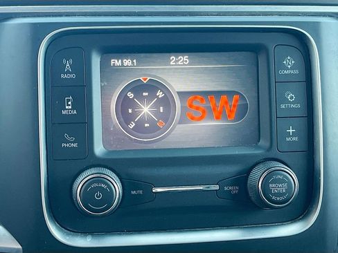 Used 2021 RAM 1500 Classic SLT AWD/4WD image 13