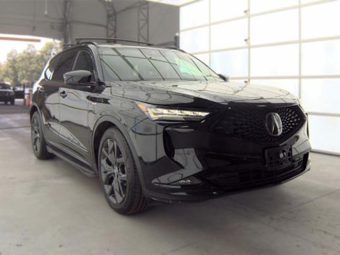 Used 2023 Acura MDX A-Spec AWD/4WD image 3