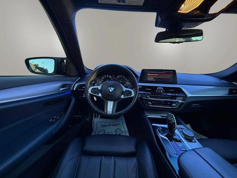 Used 2019 BMW 540i w/ M Sport Package RWD image 38
