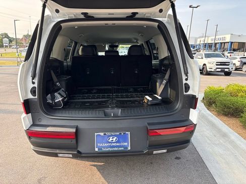 Certified 2026 Hyundai Santa Fe SEL FWD image 18