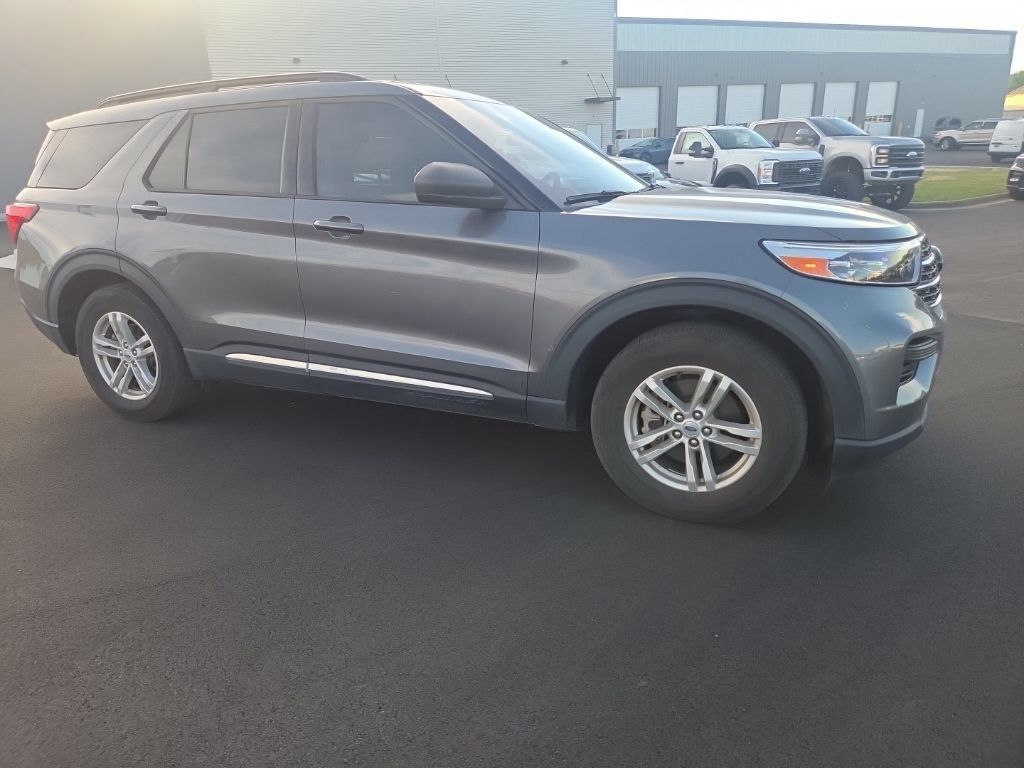 Certified 2023 Ford Explorer XLT RWD image 13