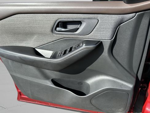 Certified 2021 Nissan Rogue S FWD image 23