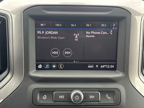 Used 2020 Chevrolet Silverado 1500 Custom w/ Custom Value Package AWD/4WD image 24