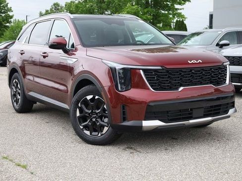 New 2025 Kia Sorento S w/ Panoramic Sunroof Package image 2