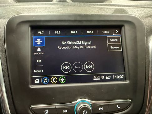 Used 2023 Chevrolet Equinox LT image 27