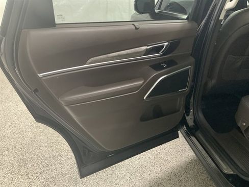 Used 2020 Kia Telluride SX image 19