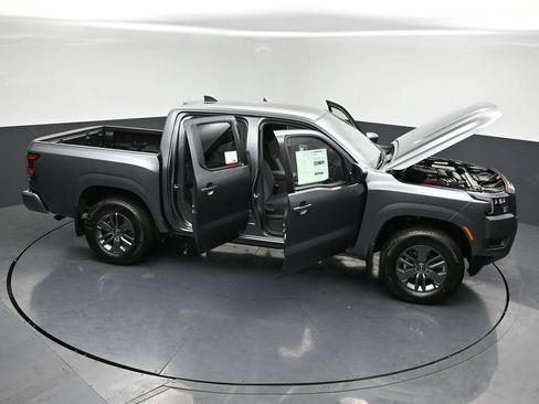 New 2026 Nissan Frontier SV w/ Tow Package AWD/4WD image 30