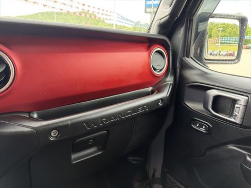 Used 2020 Jeep Wrangler Unlimited Rubicon AWD/4WD image 23