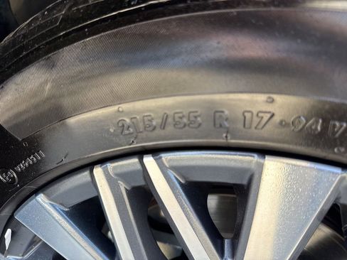 Used 2025 Nissan Altima 2.5 SV image 29