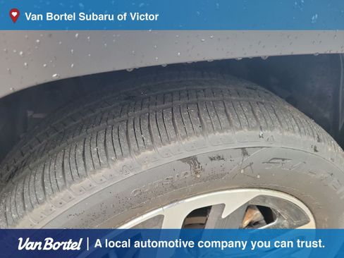 Certified 2025 Subaru Forester Limited AWD/4WD image 10