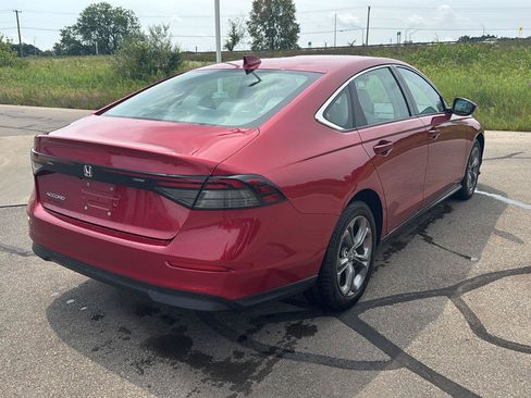 Used 2024 Honda Accord EX image 5