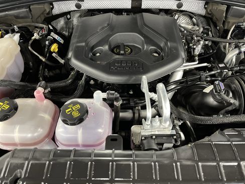 Used 2022 Jeep Grand Cherokee Limited 4xe w/ Luxury Tech Group II image 17