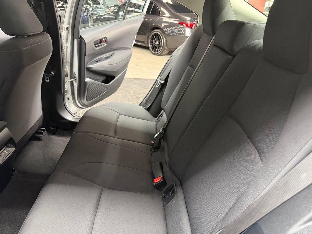 Used 2024 Toyota Corolla LE FWD image 37