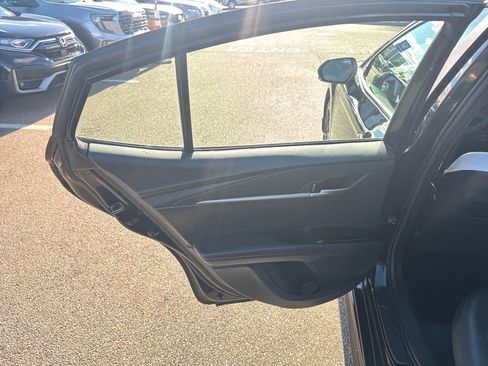 Used 2025 Toyota Camry SE image 37