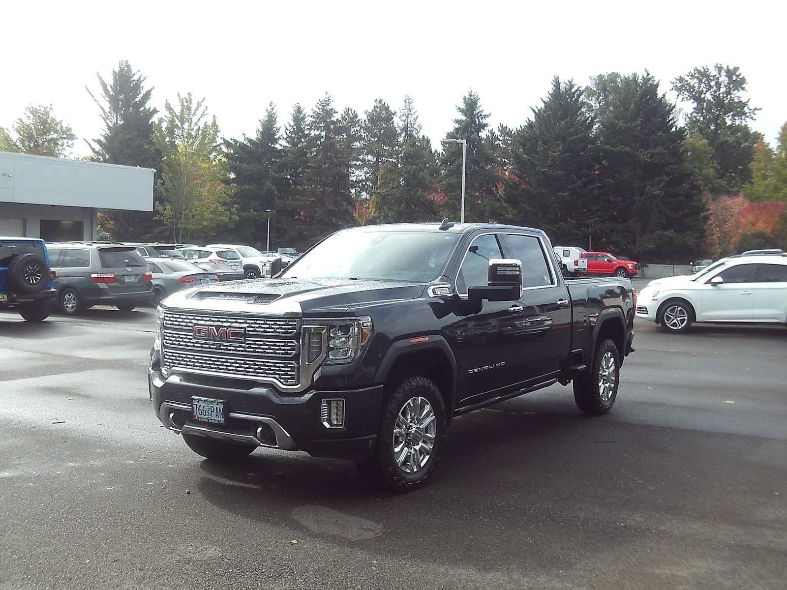 Used 2020 GMC Sierra 3500 Denali w/ Denali Ultimate Package AWD/4WD image 1