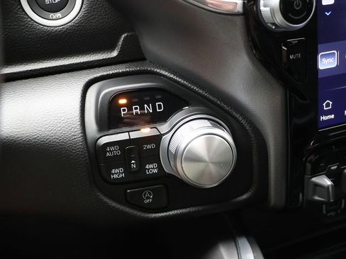 Used 2023 RAM 1500 Laramie AWD/4WD image 31