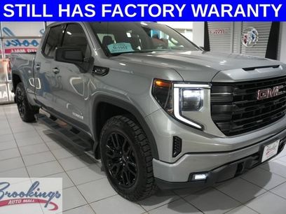 Used 2025 GMC Sierra 1500 Elevation