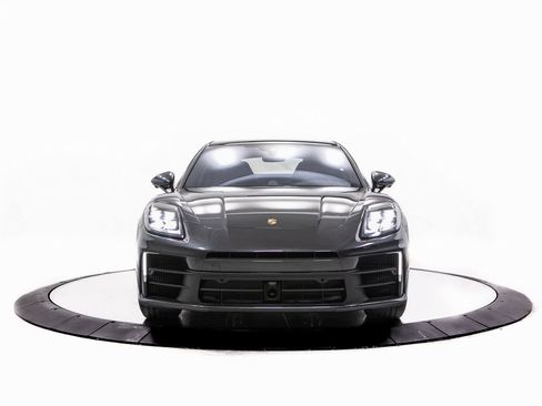 New 2026 Porsche Panamera 4S image 10