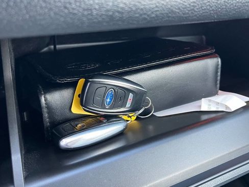 Used 2016 Subaru Crosstrek Hybrid image 21