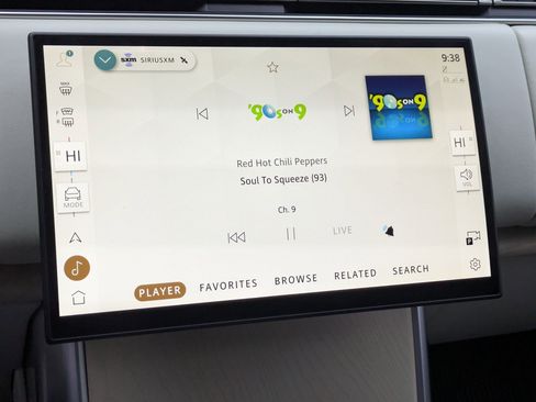 Used 2024 Land Rover Range Rover Autobiography image 20