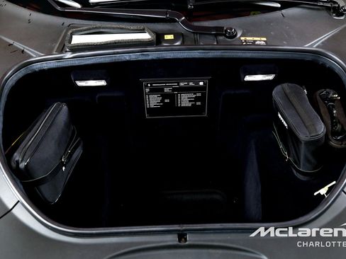 Used 2020 Ferrari F8 Tributo RWD image 16