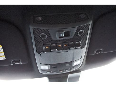 Used 2022 Ford F250 Lariat w/ Black Appearance Package AWD/4WD image 23