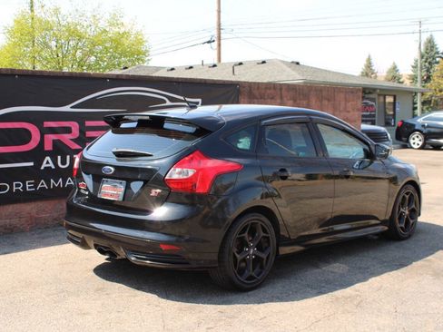 Used 2014 Ford Focus ST w/ Equipment Group 202A FWD image 6