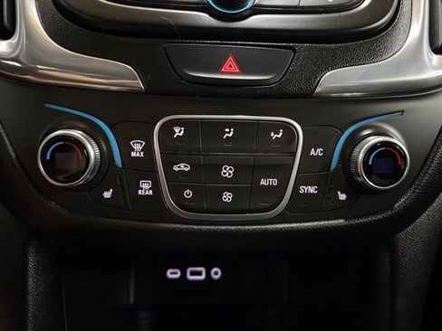 Used 2019 Chevrolet Equinox LT AWD/4WD image 52
